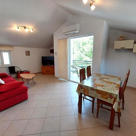 Apartment Dumica Malinska Esterno foto